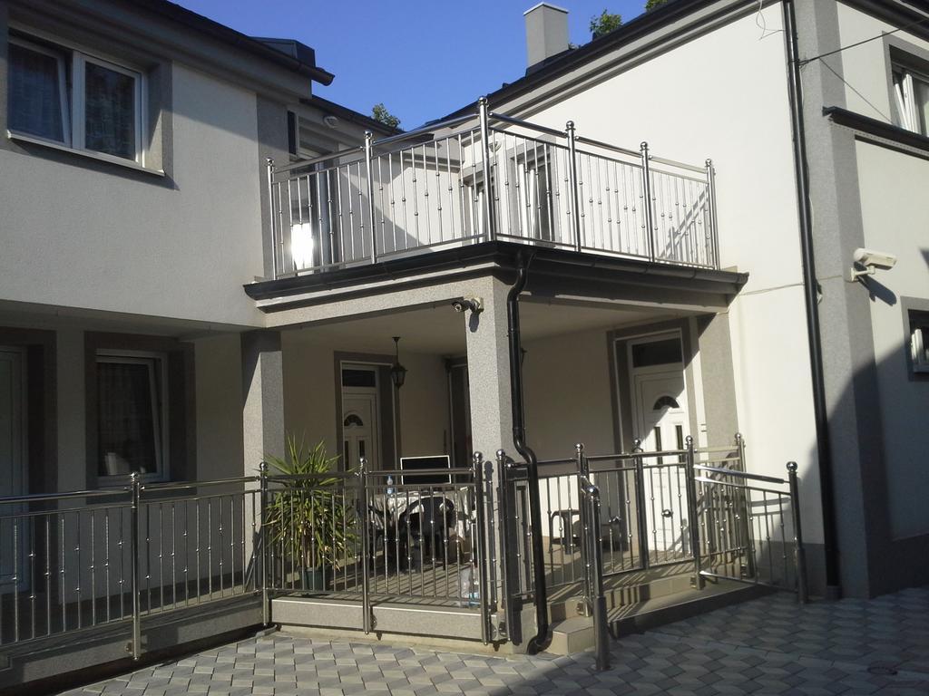Apartments Royal Menex Pozarevac Ruang foto