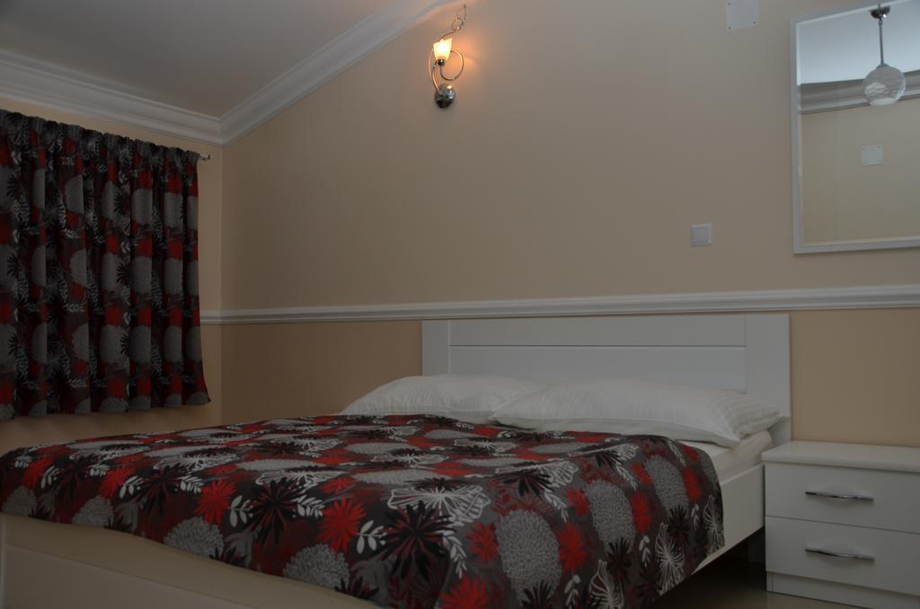 Apartments Royal Menex Pozarevac Bagian luar foto